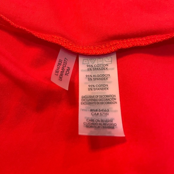 Karl Lagerfeld, square neck, 3/4 sleeve top with signature patch. Size small - Picture 8 of 8